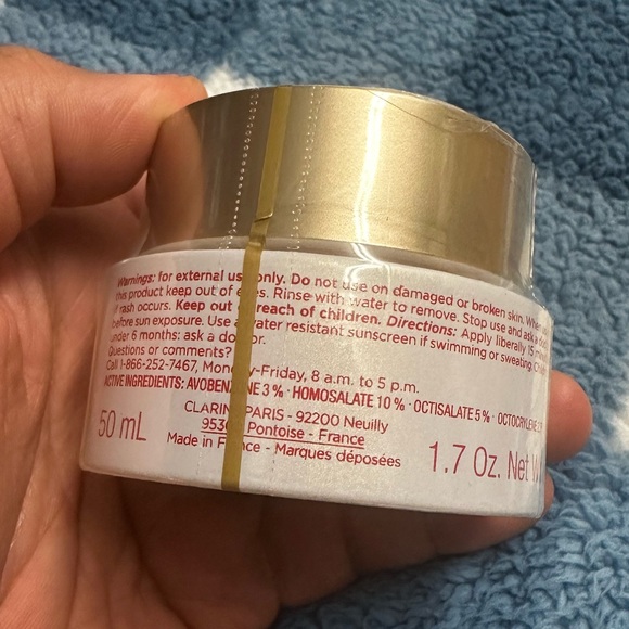 CLARINS CAPITAL LUMIERE JOUR SPF15 VITAL LIGHT DAY - Picture 3 of 4